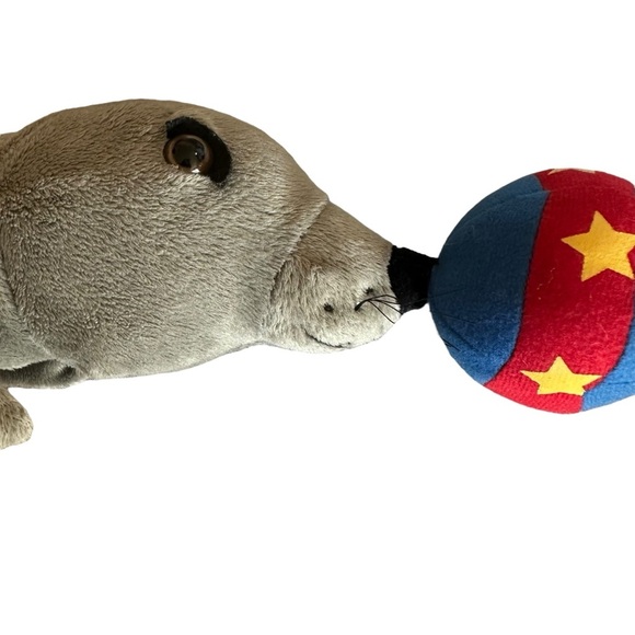 Restoration Hardware Murdock & Ross Hand Puppet Seal with Ball Star Gray Blue - Picture 2 of 5